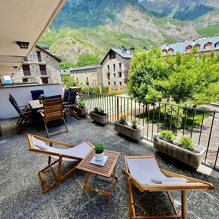 Appartement Familiar En El Centro De Con Terraza Benasque