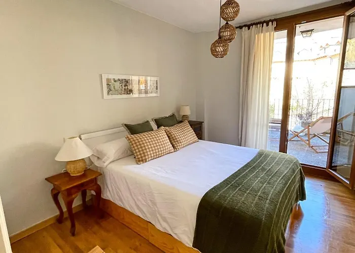 Familiar En El Centro De Con Terraza Daire